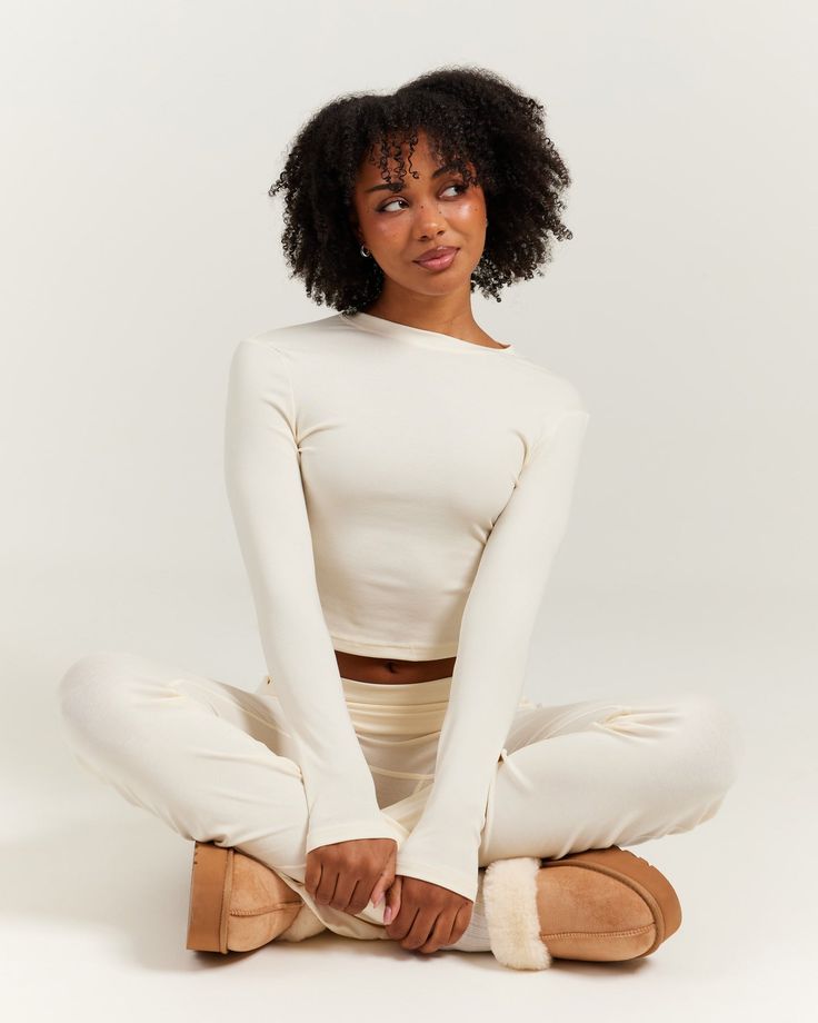 Essential Crop Long Sleeve