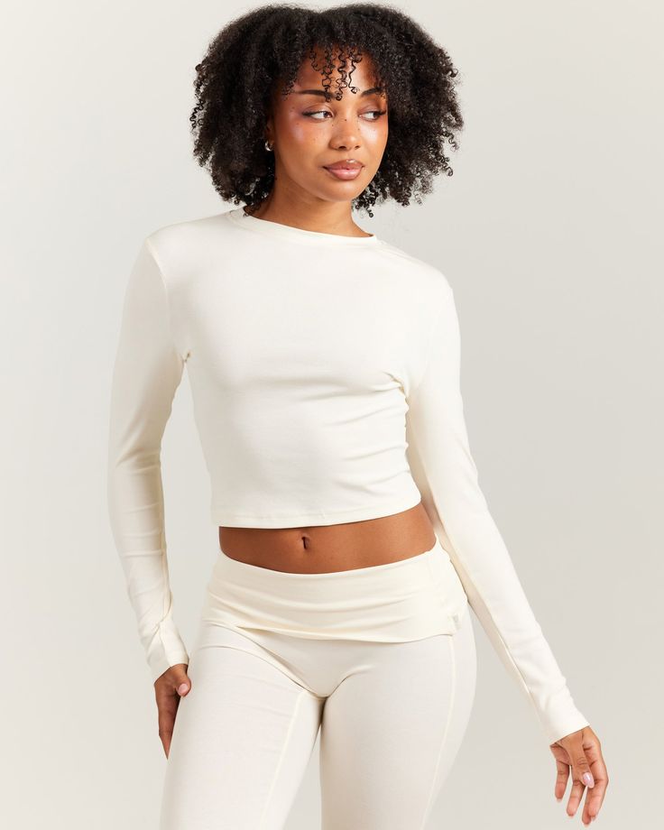 Essential Crop Long Sleeve